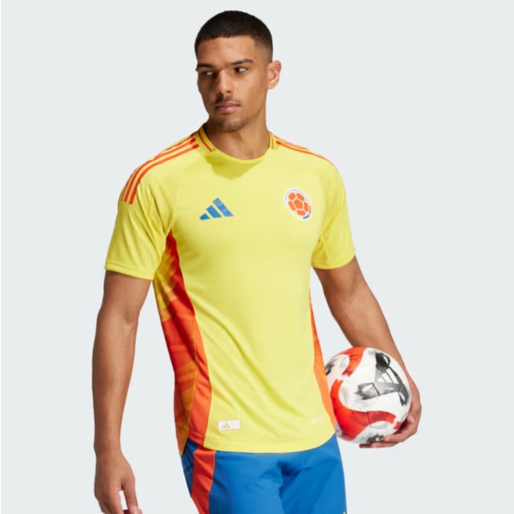 Adidas Men's Bright Yellow and Orange Colombia 🇨🇴 Jersey